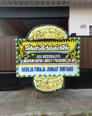 Papan Bunga Duka di Pringombo